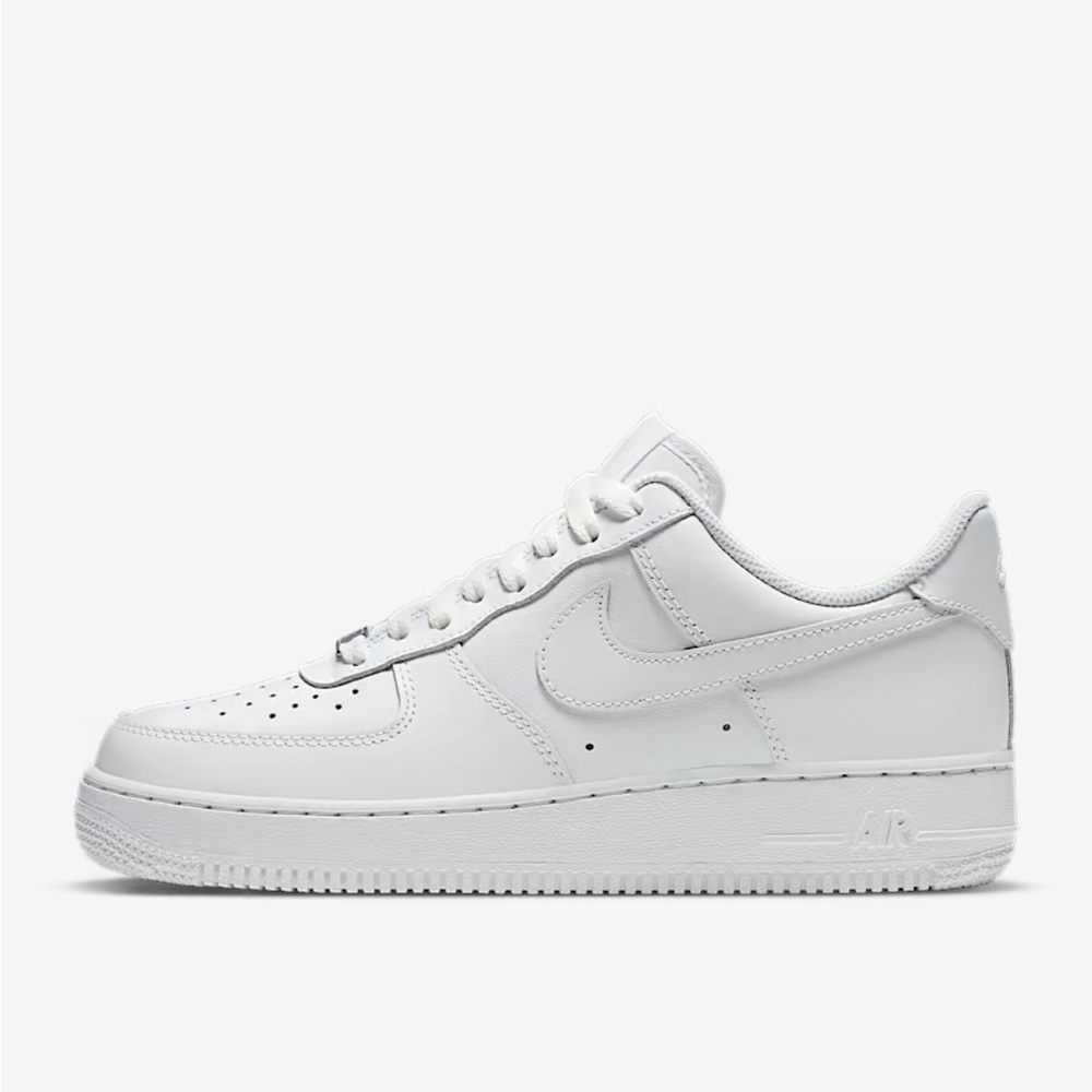 Nike Women’s Air Force 1 ‘07 Shoes in White